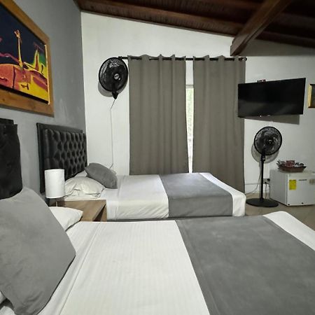 Gemas San Joaquin 1 Otel Medellín Dış mekan fotoğraf