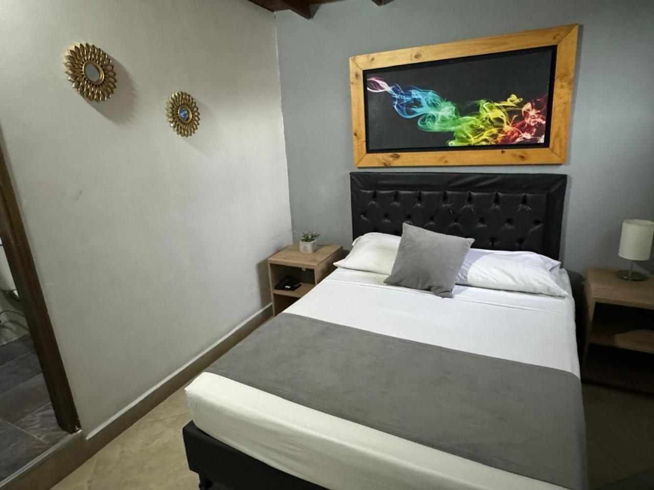 Gemas San Joaquin 1 Otel Medellín Dış mekan fotoğraf