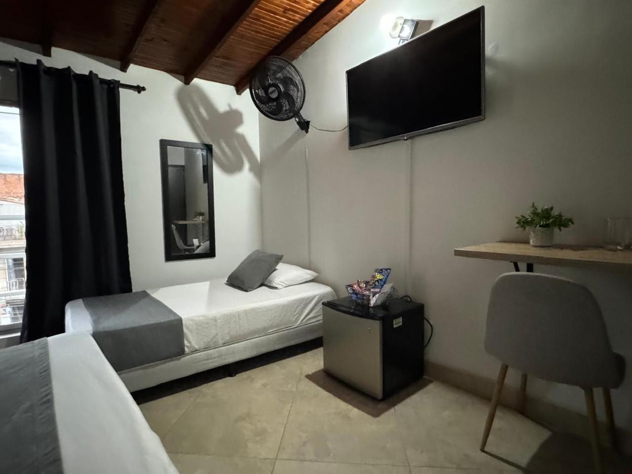 Gemas San Joaquin 1 Otel Medellín Dış mekan fotoğraf
