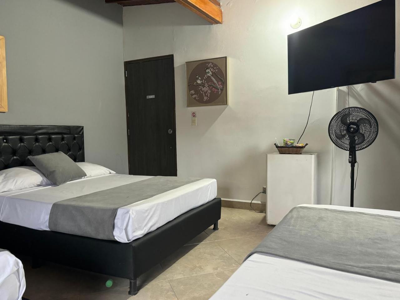 Gemas San Joaquin 1 Otel Medellín Dış mekan fotoğraf