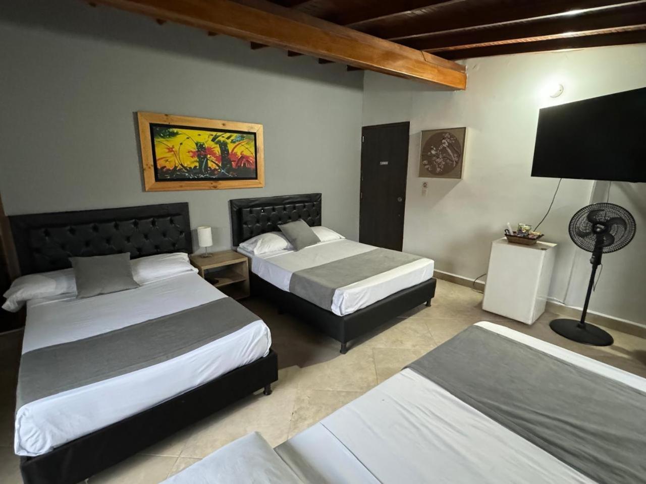Gemas San Joaquin 1 Otel Medellín Dış mekan fotoğraf